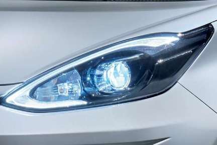 Bi-Beam LEDヘッドランプ(ダークスモークエクステンション加飾)
