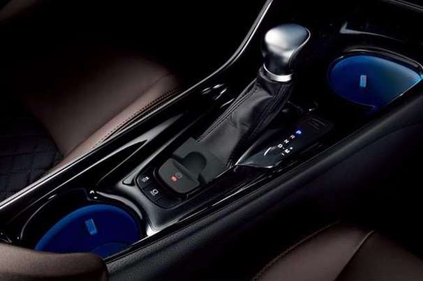 LEDイルミネーション付カップホルダー(フロント2個) ■写真はG-T。